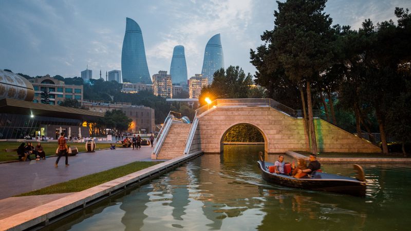 Однажды в Баку
