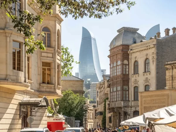 Пешеходная экскурсия по Старому городу Баку